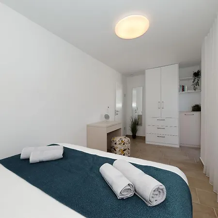 House Luca With Private Pool * Vrsi