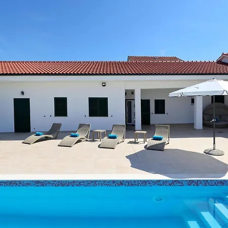 Ferienhaus House Luca With Private Pool Vrsi