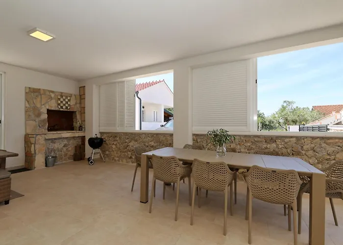House Luca With Private Pool