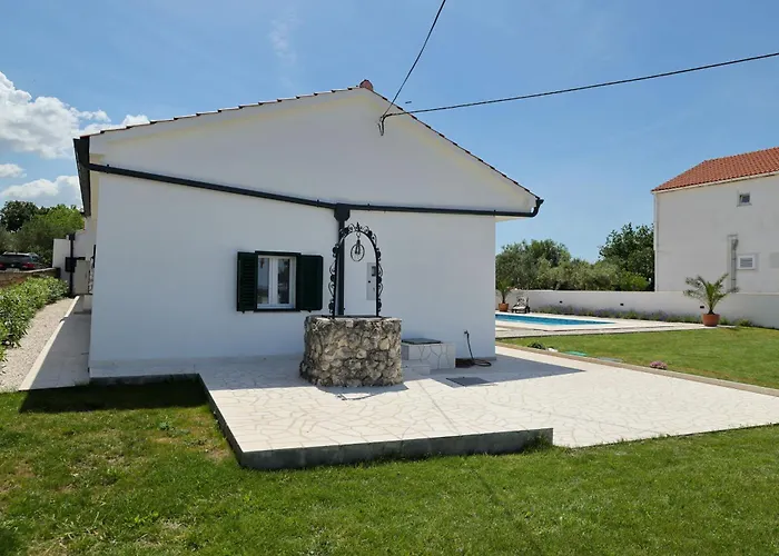 House Luca With Private Pool