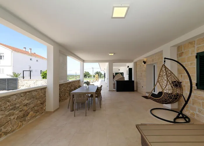 House Luca With Private Pool
