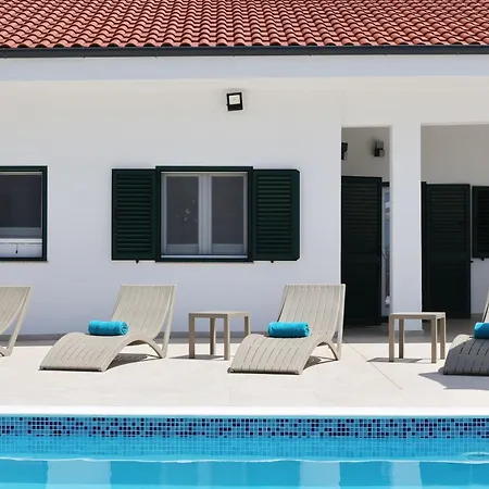 House Luca With Private Pool Dom wakacyjny Vrsi