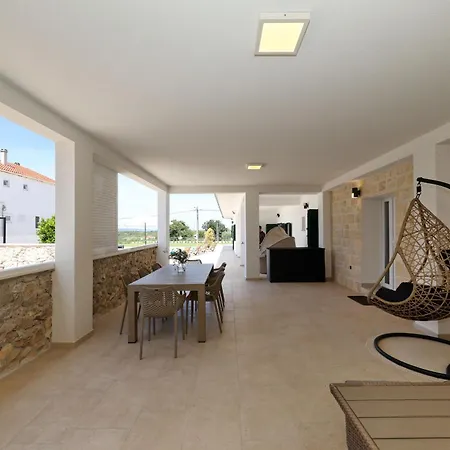 House Luca With Private Pool