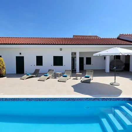 House Luca With Private Pool